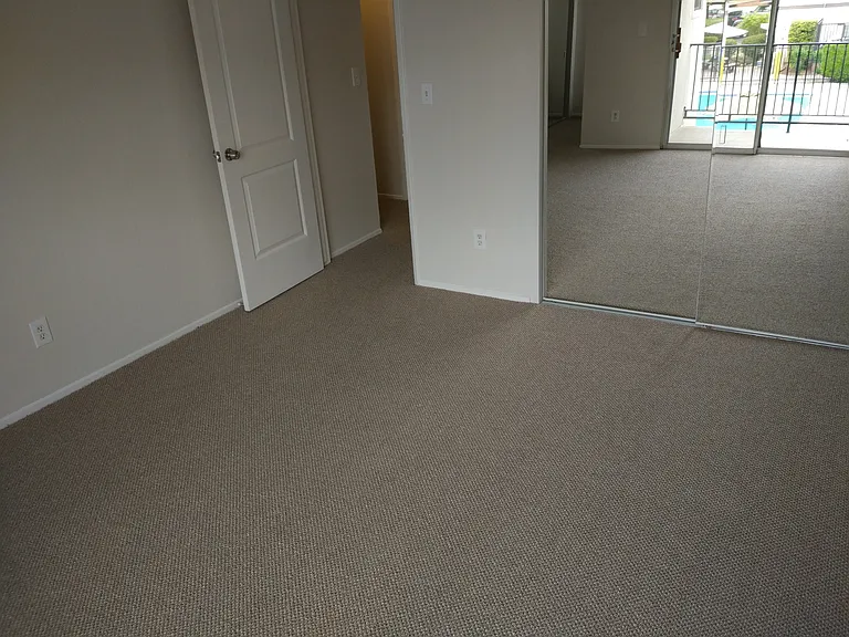 Campbell Square Apartments — Photo 14