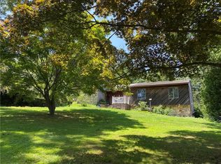 40 Lakeside Dr, Centerport, NY