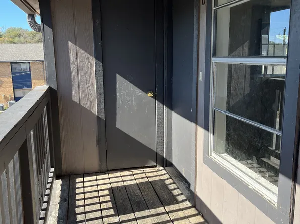 606 Bracewood Circle - C