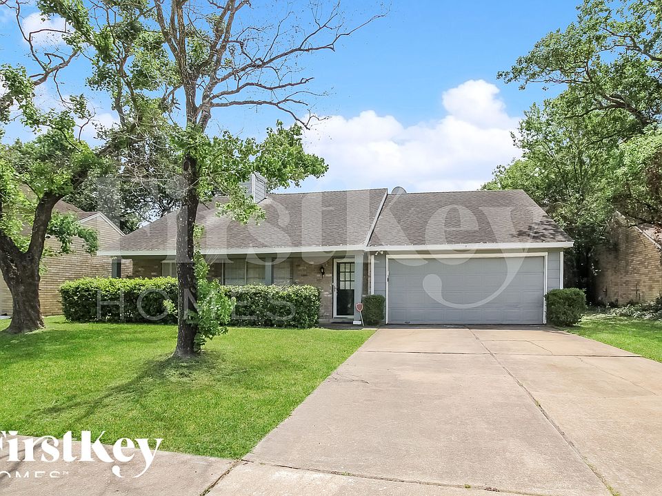 1st image of 12123 Flaxen Dr