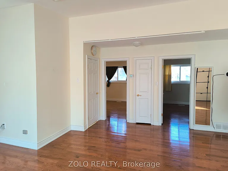 4 Cloebury Ct #MAIN FLOOR — Photo 6