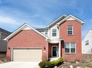 729 Groveland Cir, Ann Arbor, MI 48108