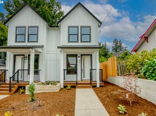 1307 SW Carson St, Portland, OR 97219