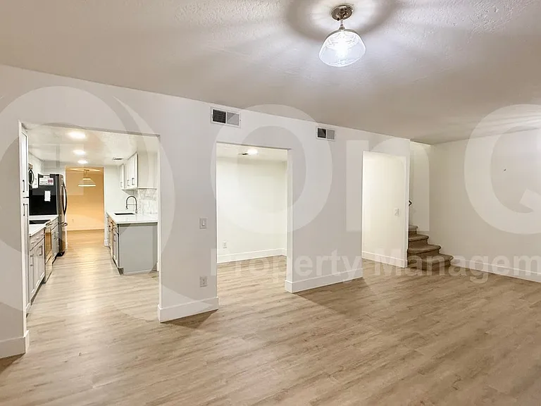 7618 N 19th Dr — Photo 15