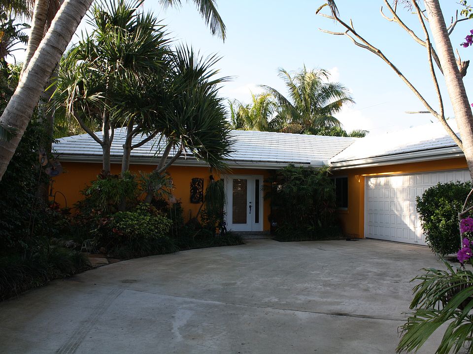 2 bed + 2 bath home, Mizner 