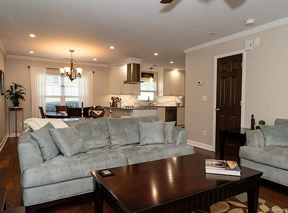 4th image of 3023 Sterling Ct