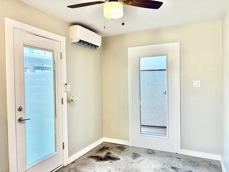 4207 N 27th St #14 — Photo 19