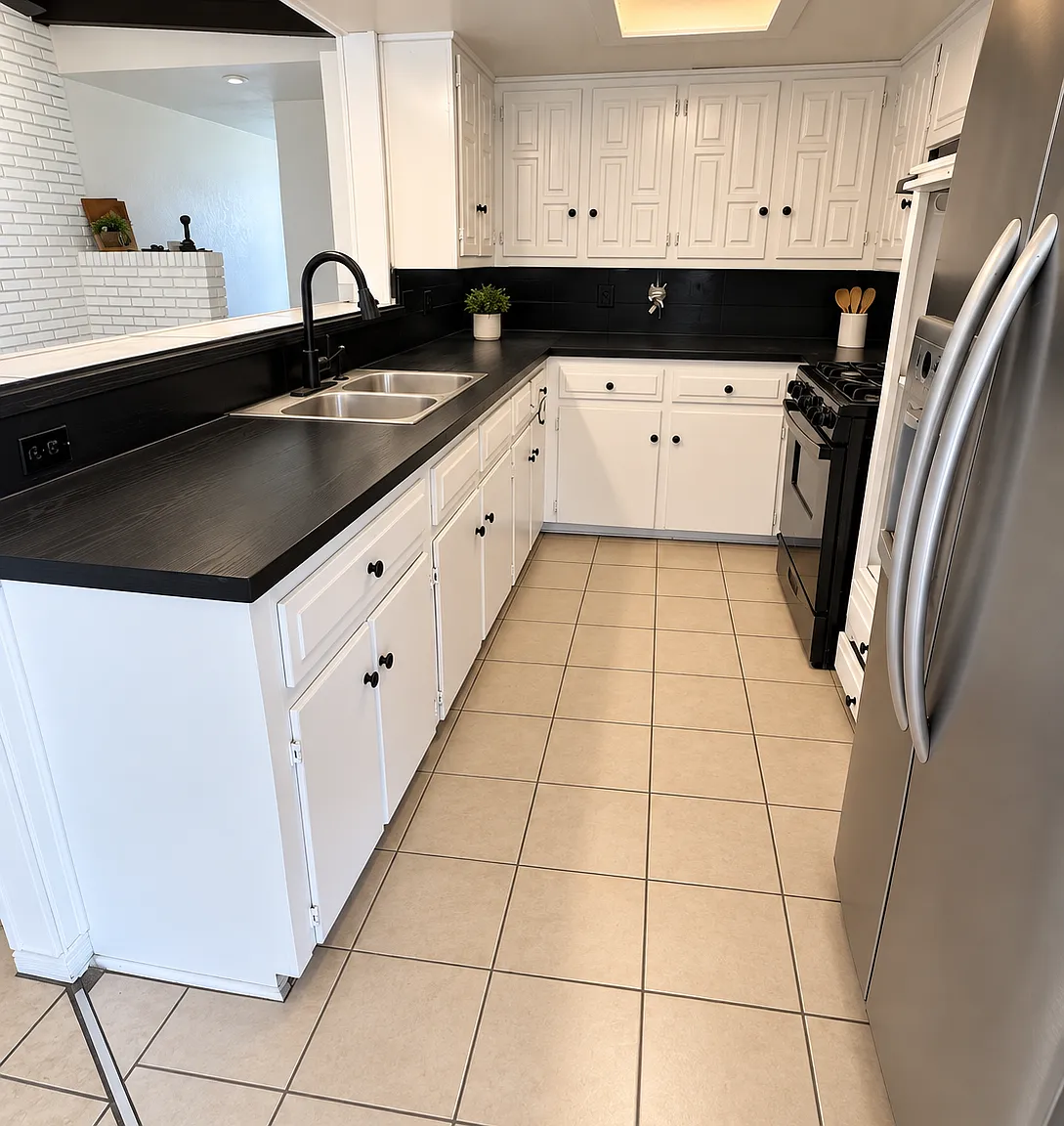 3 bed, 2.0 bath, 1200 sqft, $1,850 — Photo 2