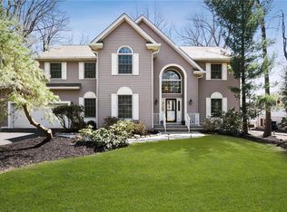 1620 Van Buren Dr, North Brunswick, NJ 08902