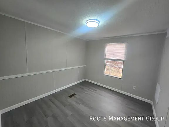 3rd image of 8411 N Selkirk Dr #Se8411