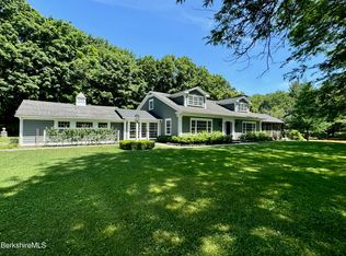 560 Collins St, Hillsdale, NY 12529