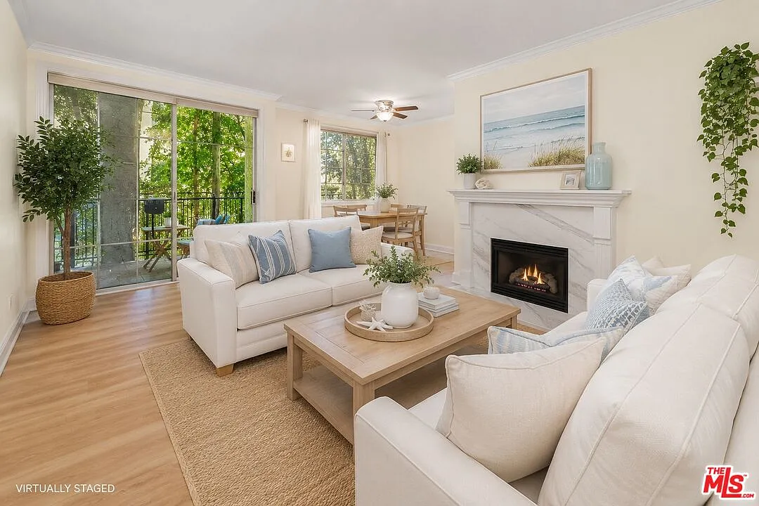 2 bed, 2.0 bath, 1149 sqft, $4,495 — Photo 1