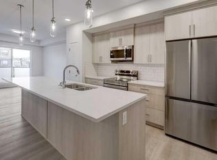245 S Edith Pl NW #308, Calgary, AB T3R2E1