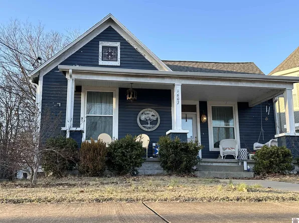 1607 Harrison St, Paducah, KY 42001