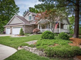 909 Chaderic Ct, Edwardsville, IL 62025