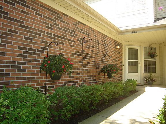 3rd image of 408 W Hamilton Dr