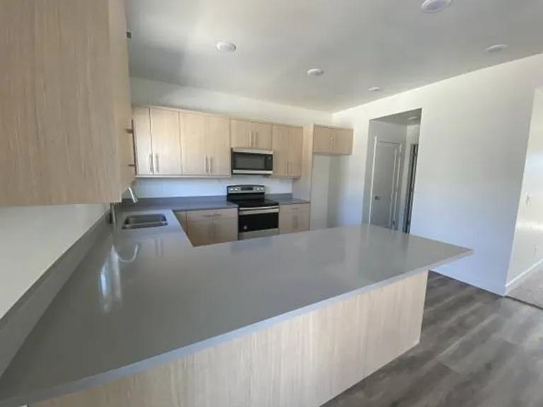 153 W Autumn Ln — Photo 39