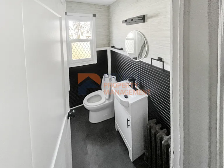 9142 Yorkshire Rd — Photo 3