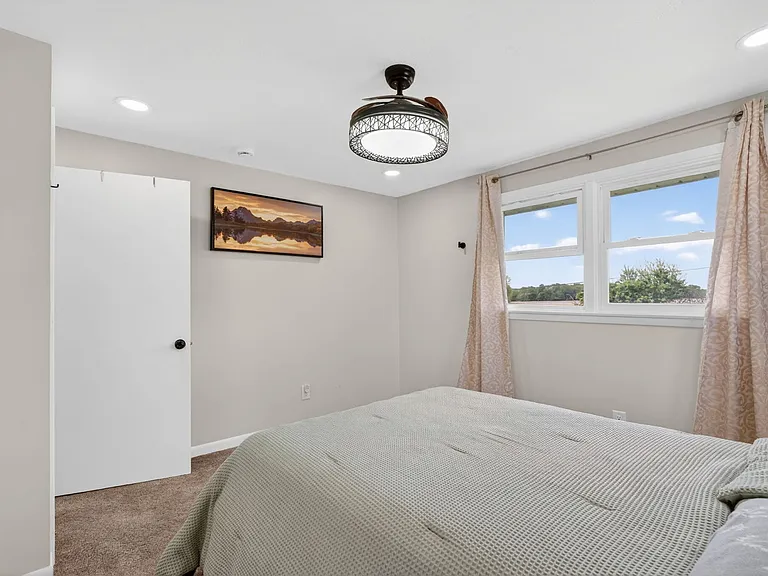 2091 W State Route 102 — Photo 24