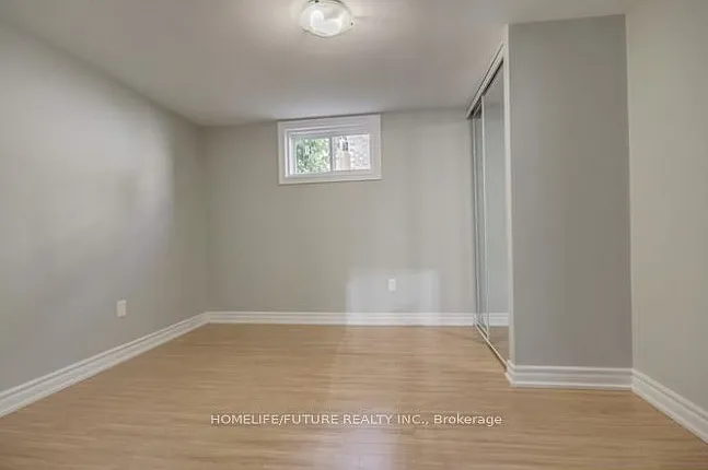 334 Wilson Rd S — Photo 17