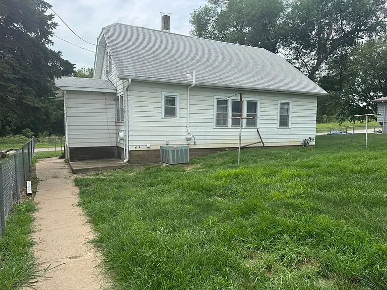 3810 Capehart Rd — Photo 20