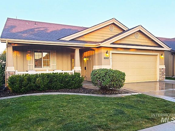 3rd image of 6262 N Saguaro Hills Ave