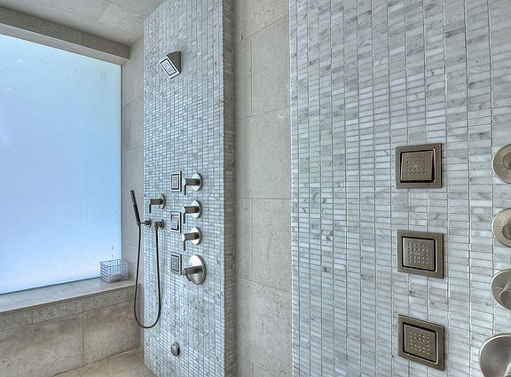 5th image of 2923 Vista Del Mar