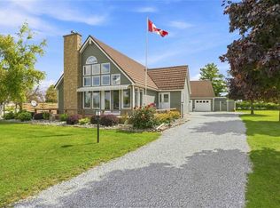 3932 Saint Clair Pkwy, Saint Clair, ON N0P 2B0