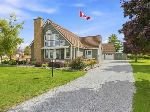 3932 Saint Clair Pkwy, Saint Clair, ON N0P 2B0