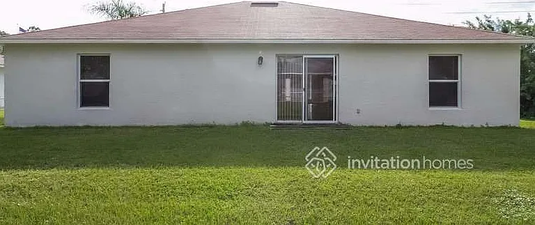 3228 N Biscayne Dr — Photo 20