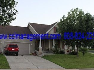 6025 Sandstone Dr, Madison, WI 53719