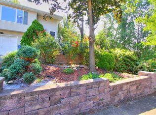 6 Ryan St, Fords, NJ 08863