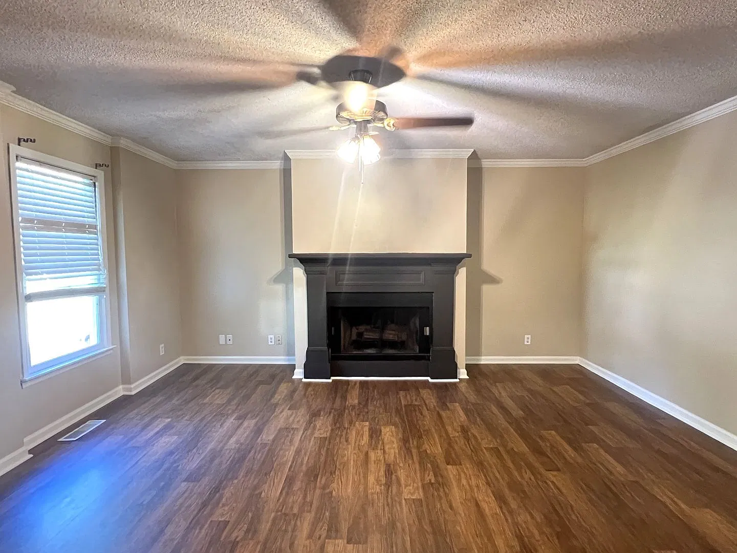 Cute Home in Lake Wildwood — Photo 2