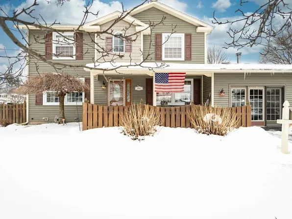 4860 Thornwood Dr, Liverpool, NY 13088