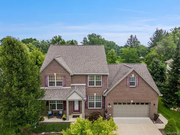 681 Park Lane Rd, Chelsea, MI 48118