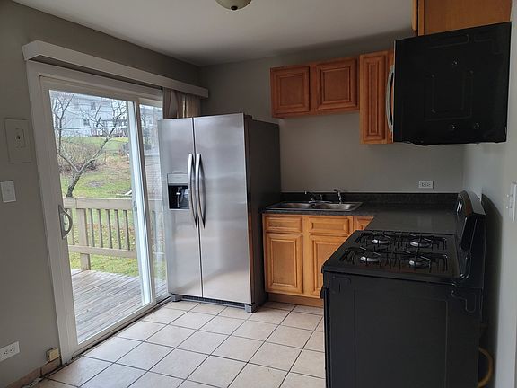 3rd image of 1371 Davine Dr