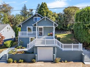 200 NE Beyrl Ter, Portland, OR