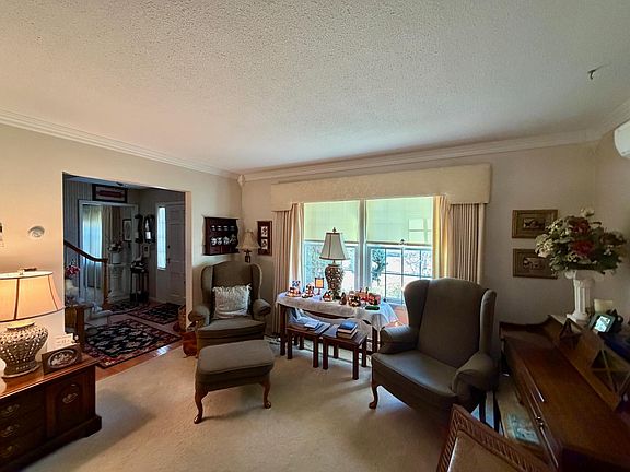 4th image of 2602 Rivershore Dr S