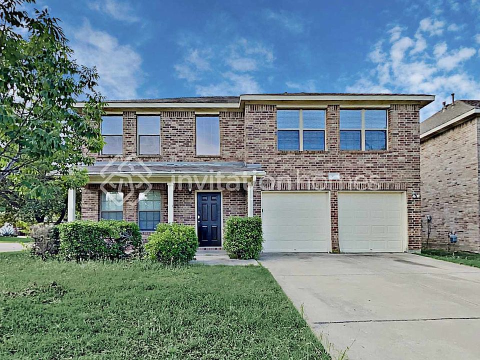 1st image of 2807 Park Place Dr