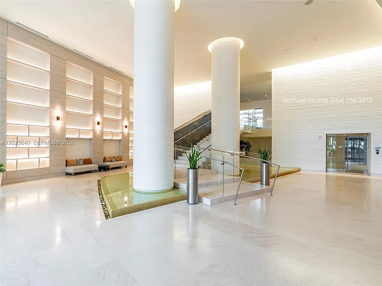18201 Collins Ave #5303 — Photo 27