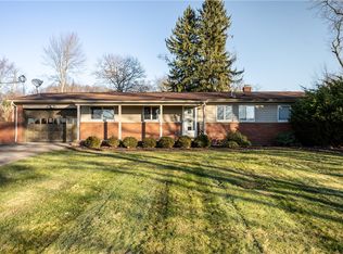 4012 Circle Dr, Bakerstown, PA 15007