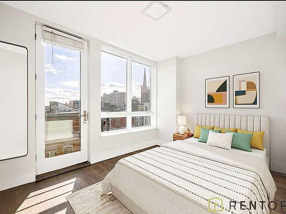 4th image of 155 Meserole St #401B