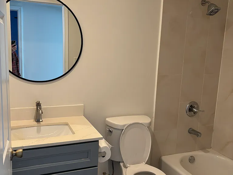Main bathroom