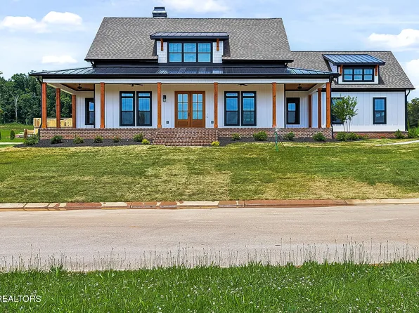 1005 Sophie Dr, Greenback, TN 37742
