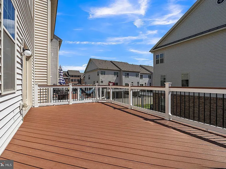 23488 Logans Ridge Ter — Photo 17