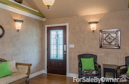 4th image of 4373 N Harrison Ave