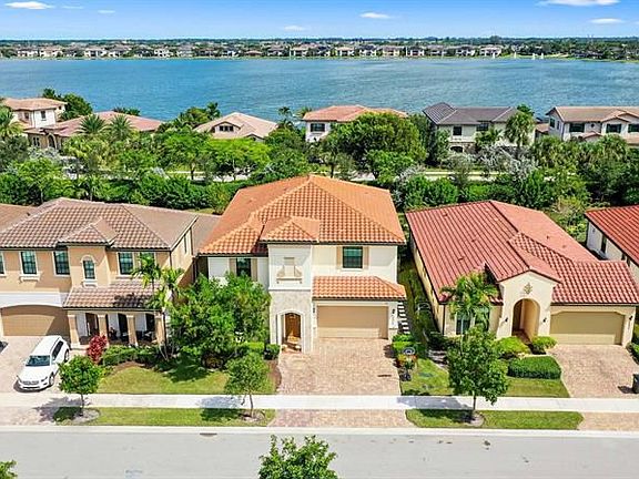 2nd image of 8610 E Baypoint Cir