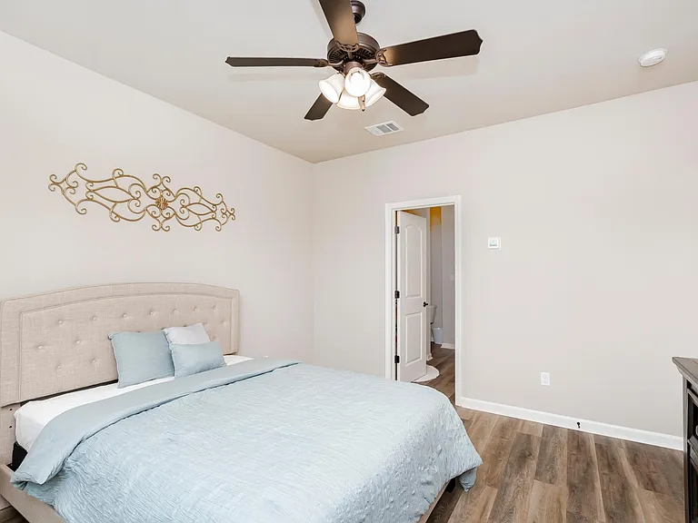 2800 S Roth Ave — Photo 11