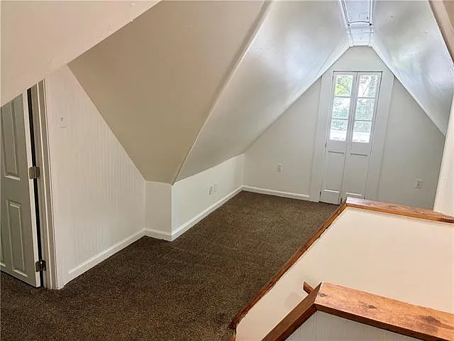 410 E Park Ave — Photo 14