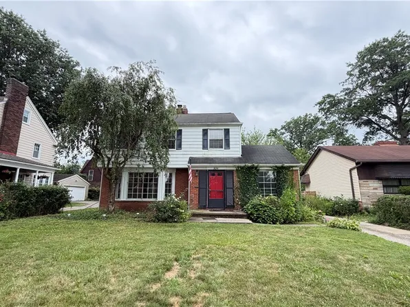 3074 Keswick Rd, Shaker Heights, OH 44120